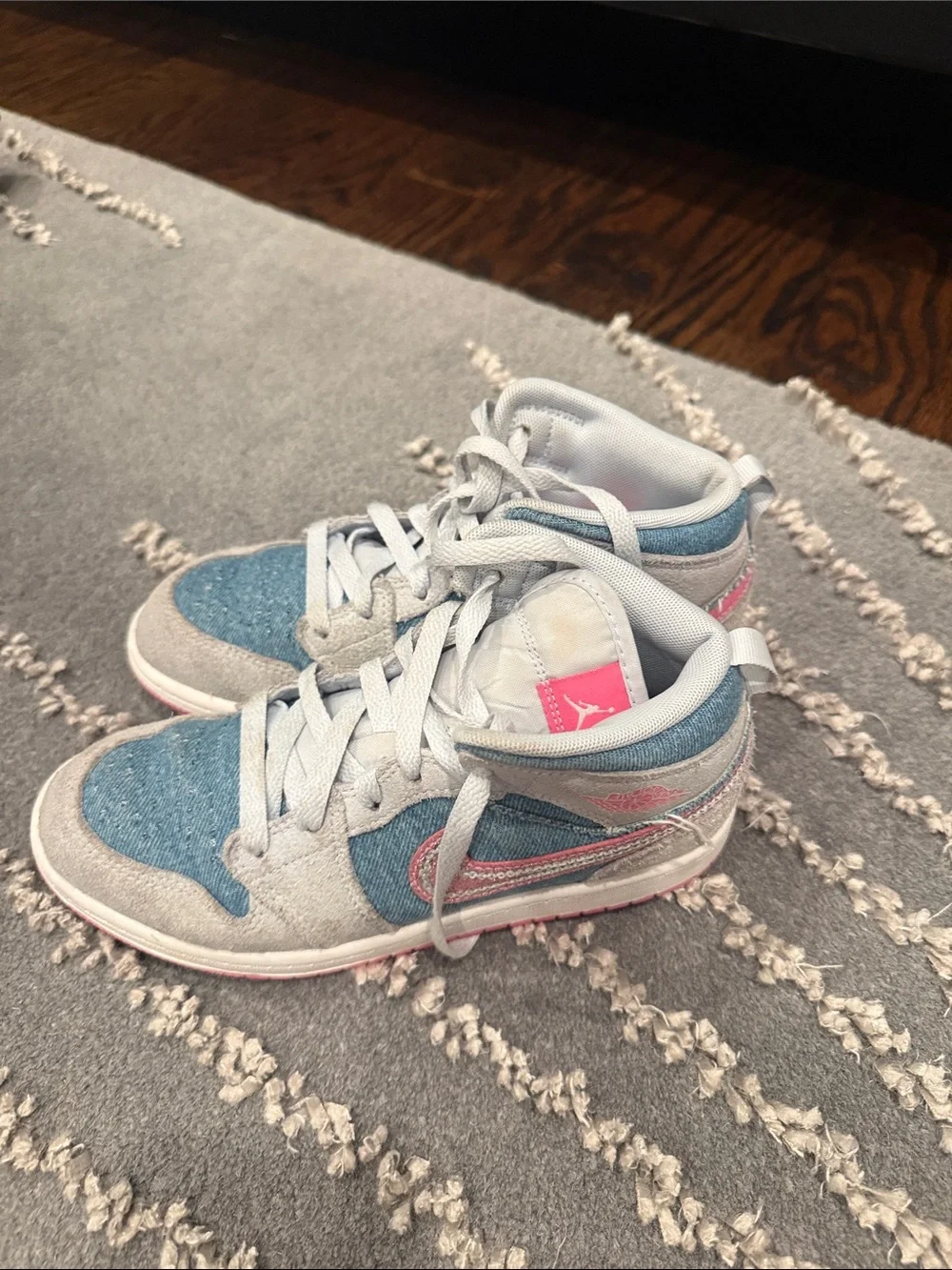 Nike air Jordan Low Top Sneakers in Denim Blue and Pink